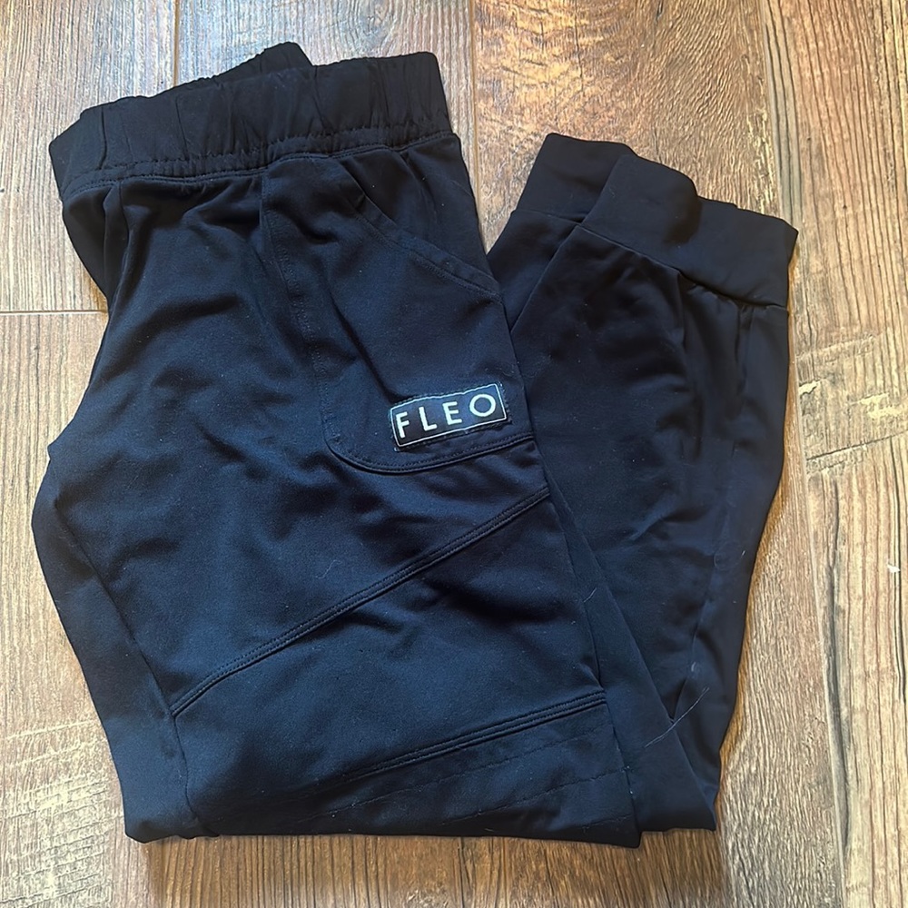 Fleo Joggers